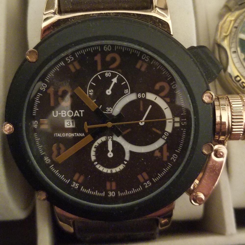 Dress watch
